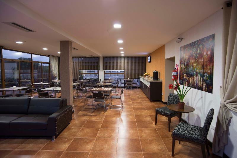 Arami Hotel & Lodge Puerto Iguazú Kültér fotó