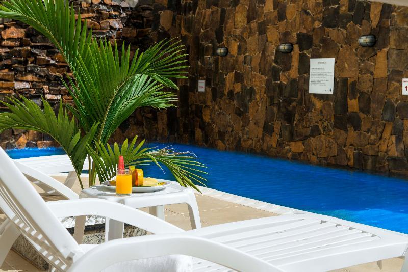 Arami Hotel & Lodge Puerto Iguazú Kültér fotó